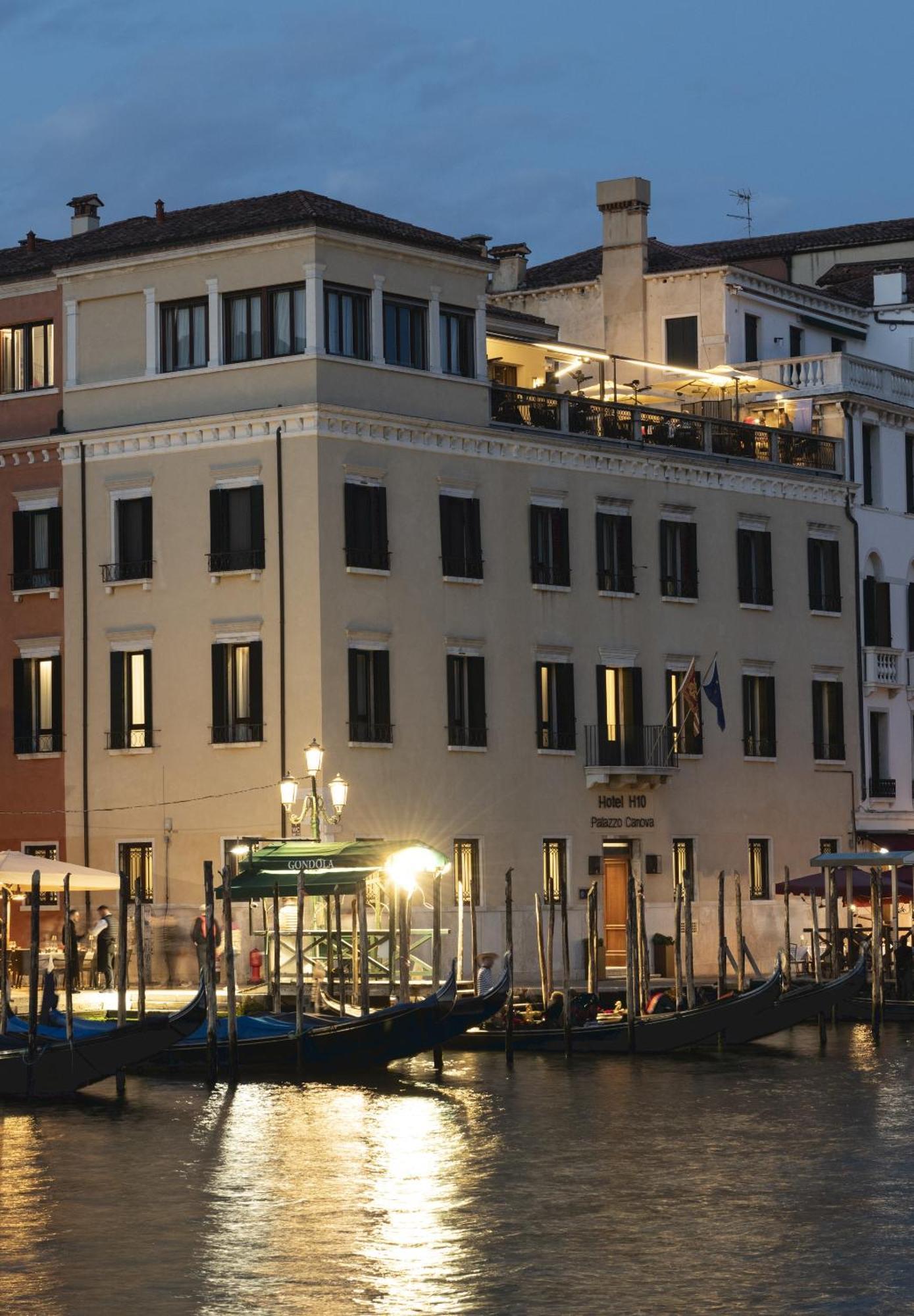 H10 Palazzo Canova Венеция Екстериор снимка